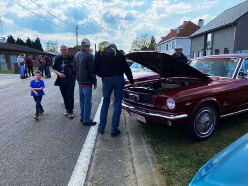 Owners showing their Mustang